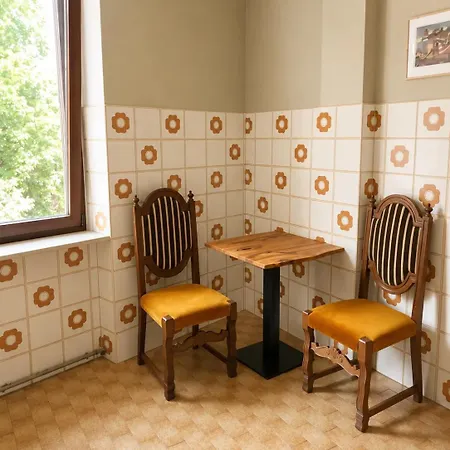 Charm - Large Private Terrace, Masserano