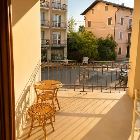 Charm - Large Private Terrace, Lejlighed Masserano